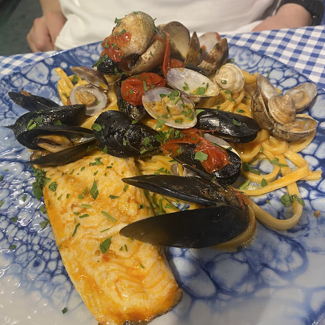 Sautè Di Frutti Di Mare