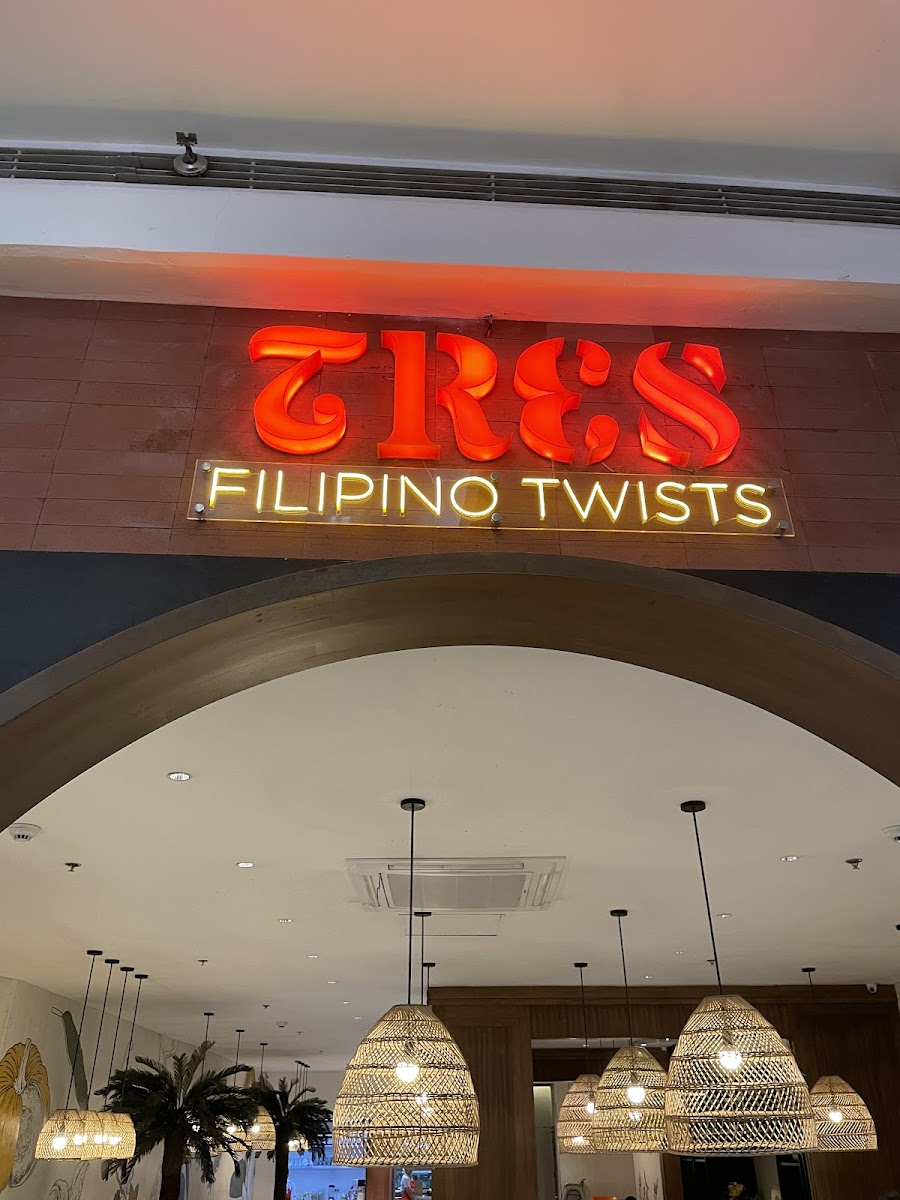 TRES Filipino Twists
