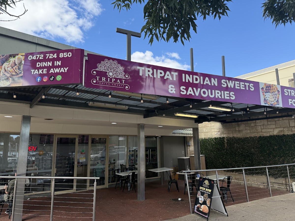 Tripat Indian Sweets & Savouries Vegetarian restaurant