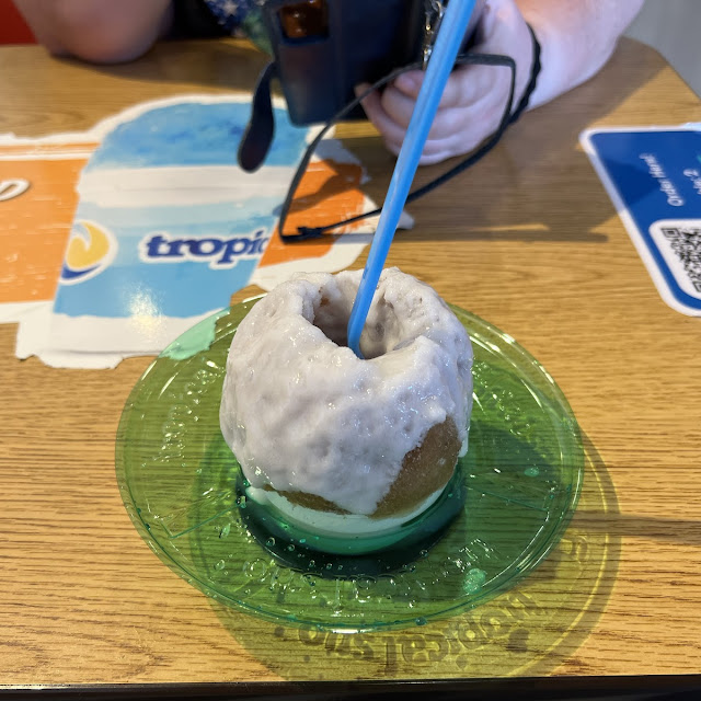 Root Beer Float Ivee