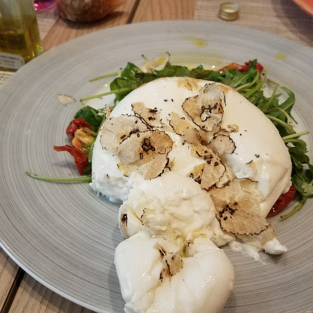 Burrata Aux Truffes