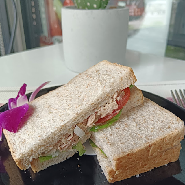 Sandwich Tuna