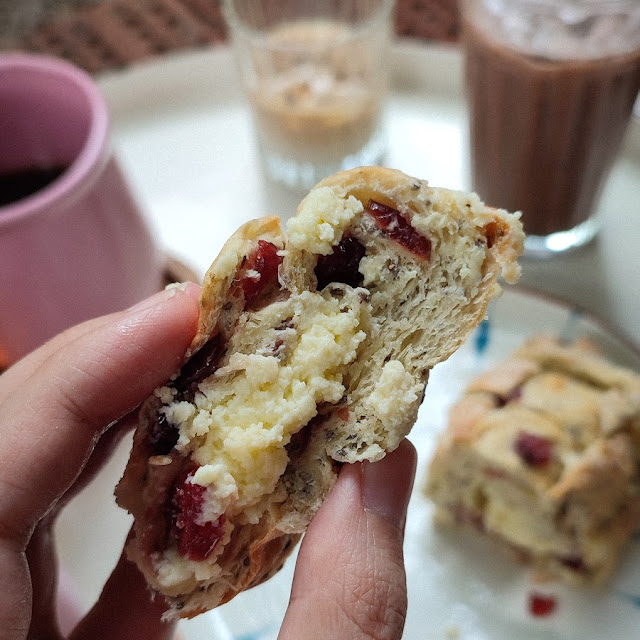 Cranberry Cheese