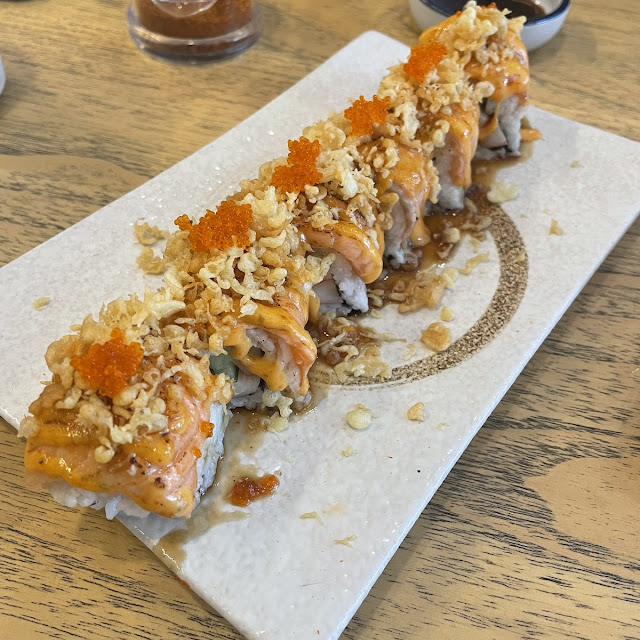 Salmon Crunchy Roll