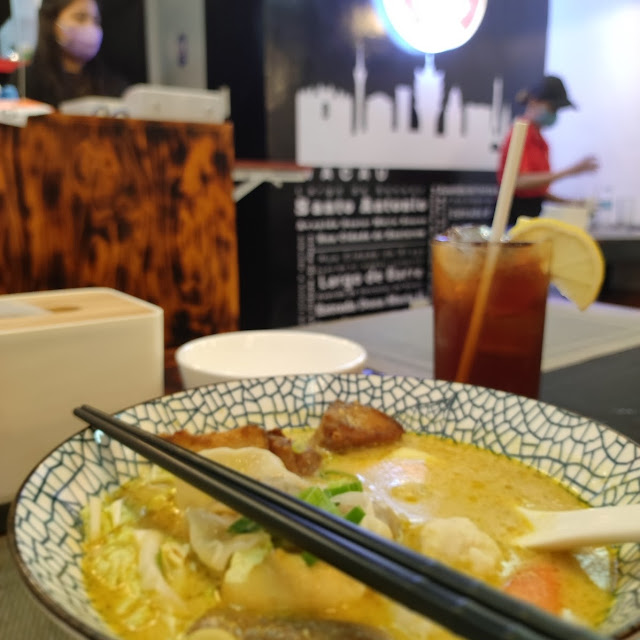 Pork Seafood & Wonton