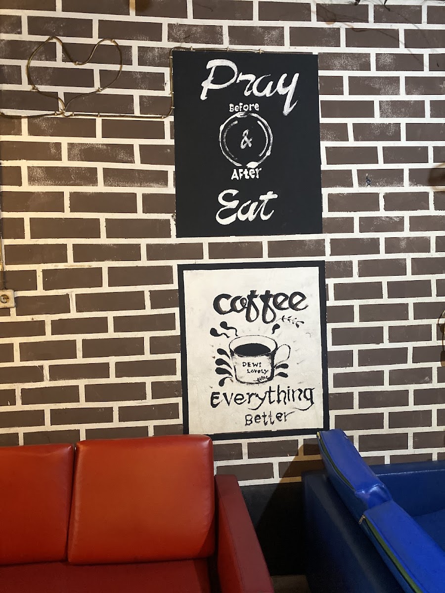Twins Cafe