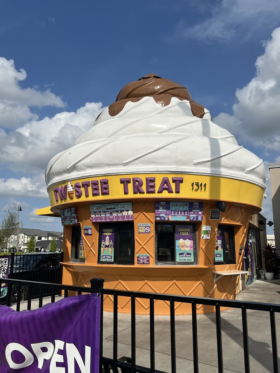 Twistee Treat Posner