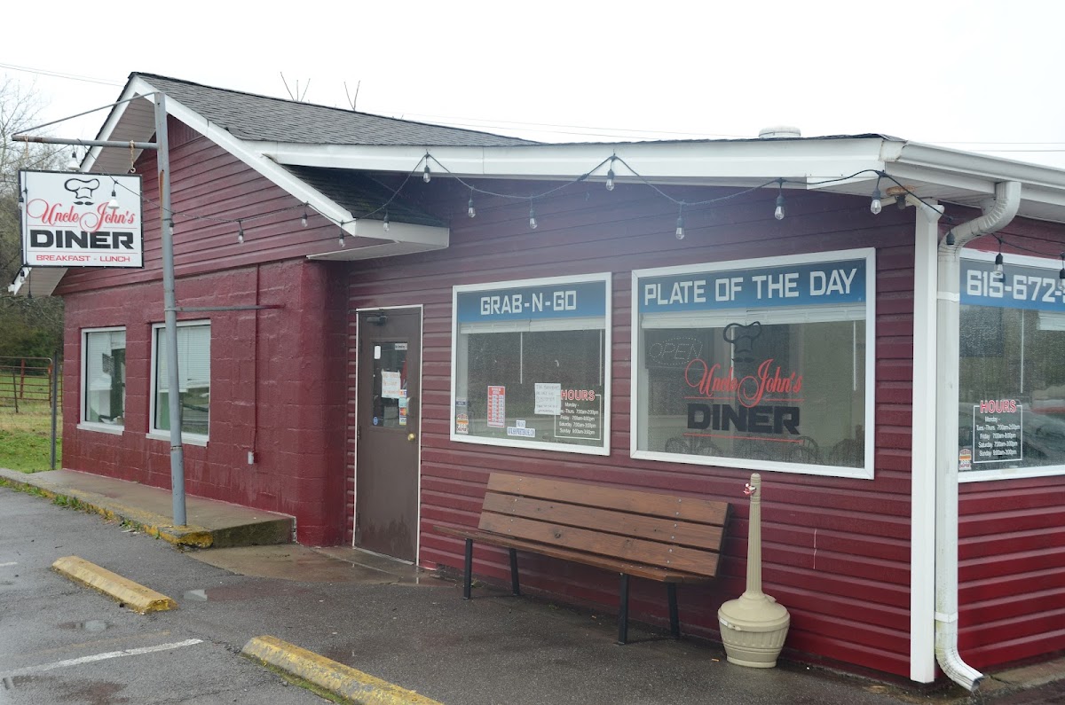 Uncle John's American Diner