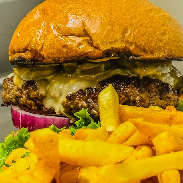 The Classic Burger