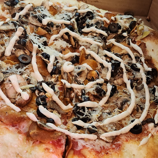 Hamburger Cheese Pizza Vegan Frendly
