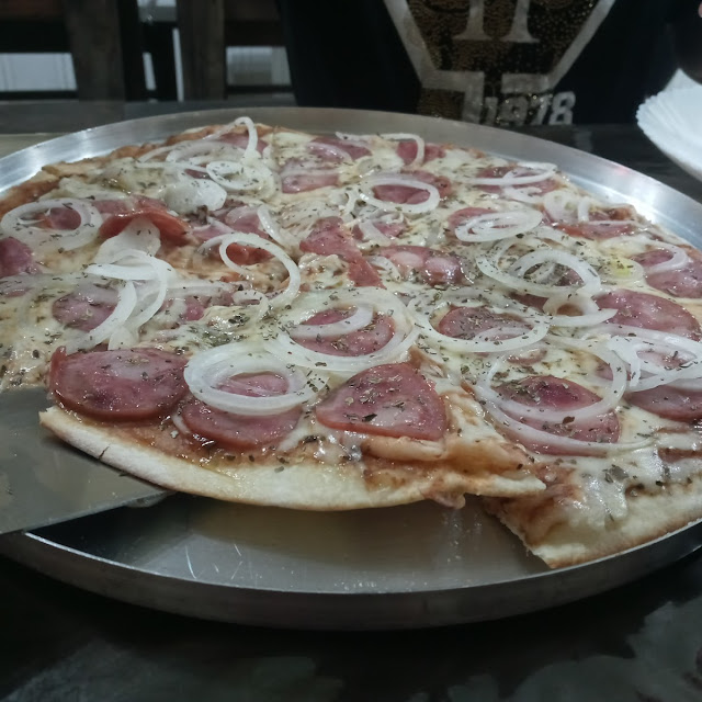 Pizza de Calabresa