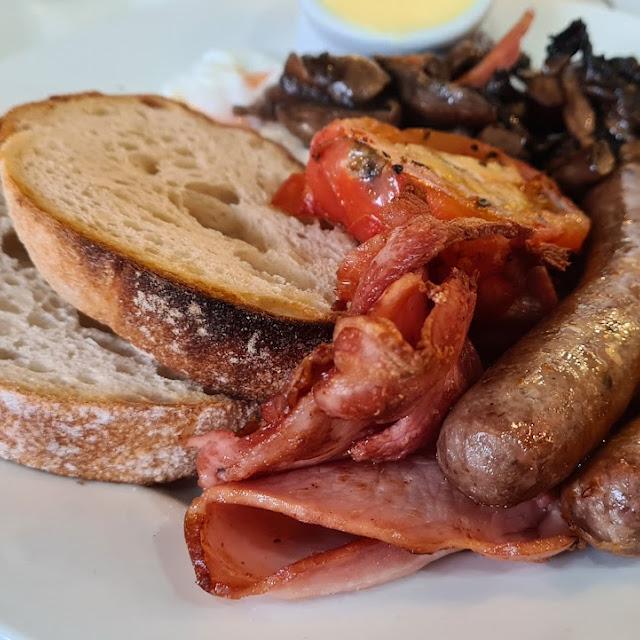 Big Breakfast