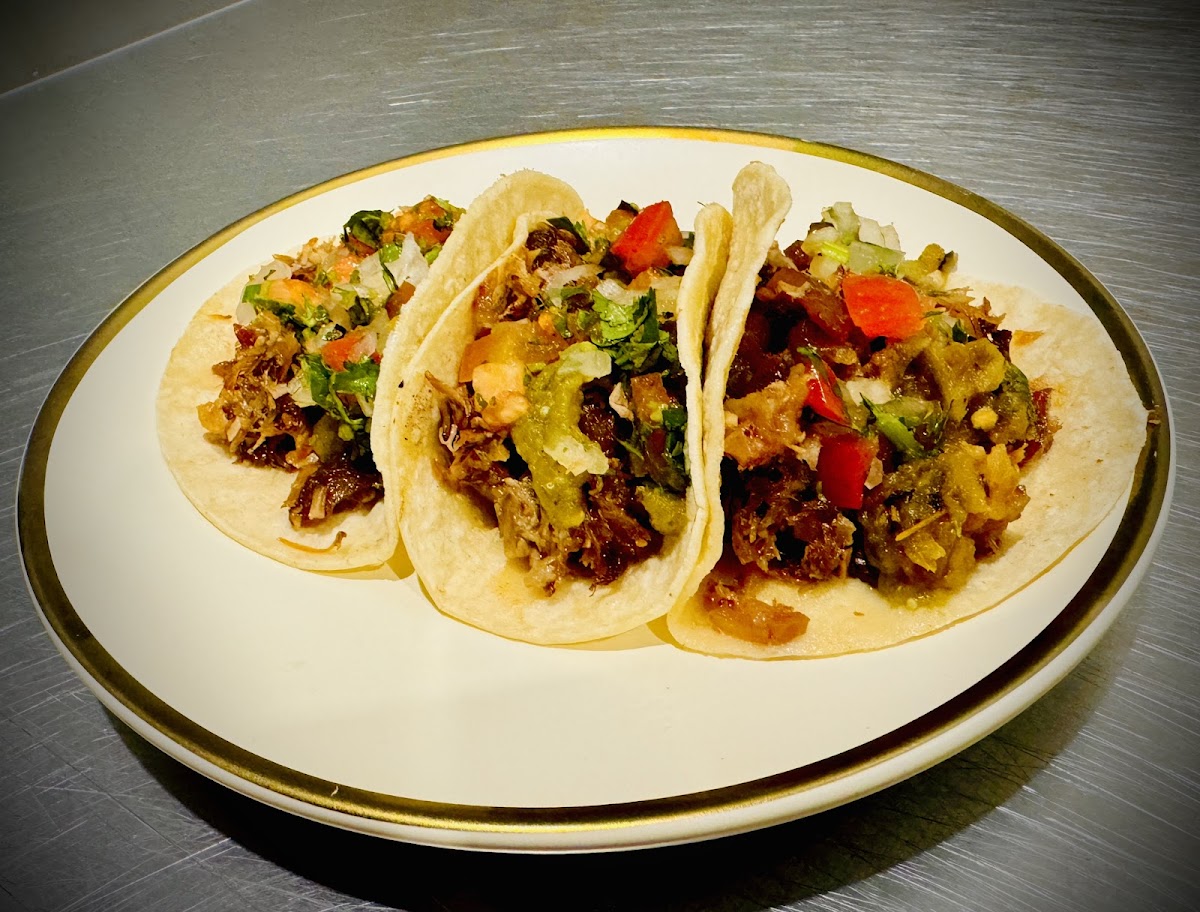 Very bueno Tacos