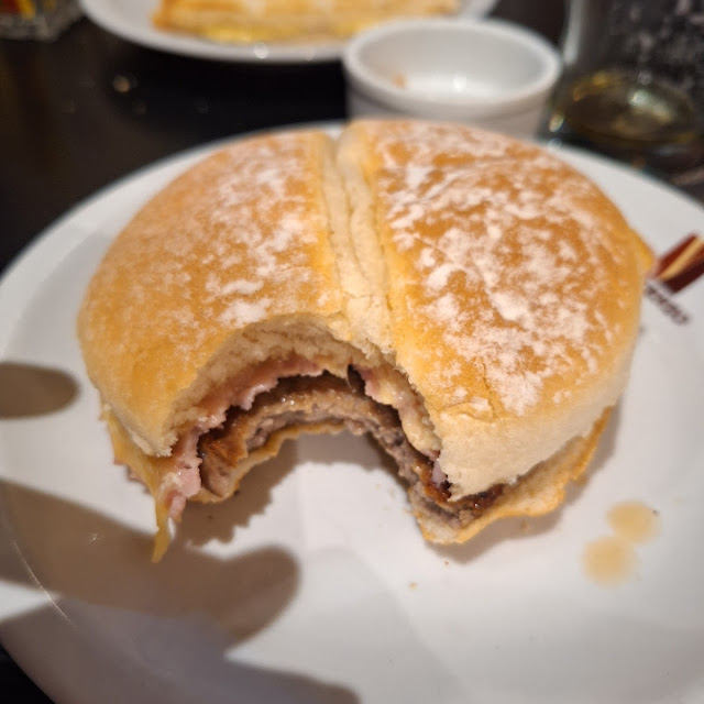 Hamburguesa Con Queso