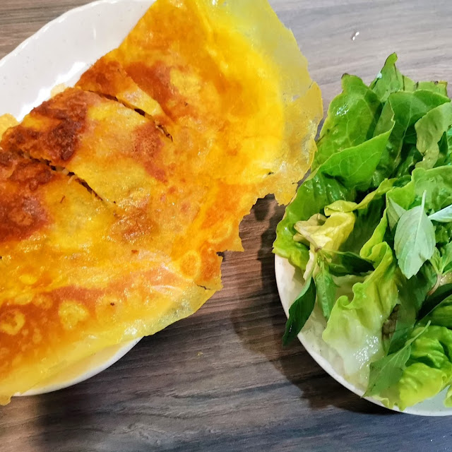 Minced Pork and Prawn Crepe