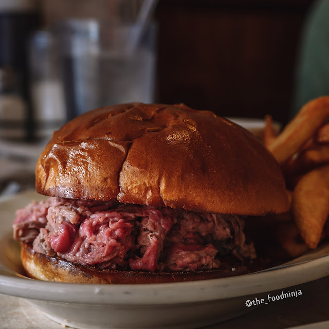 Beef on Weck