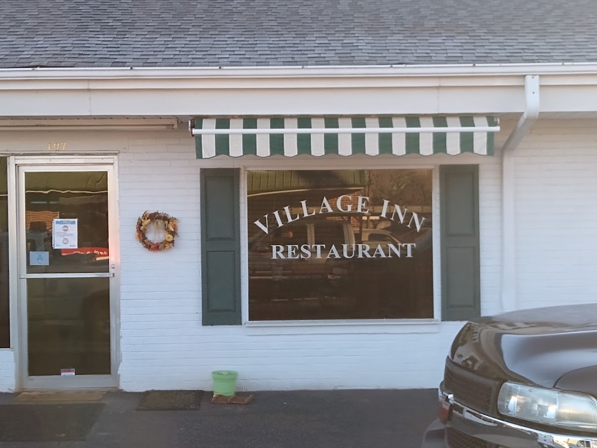Village Inn - Pickens