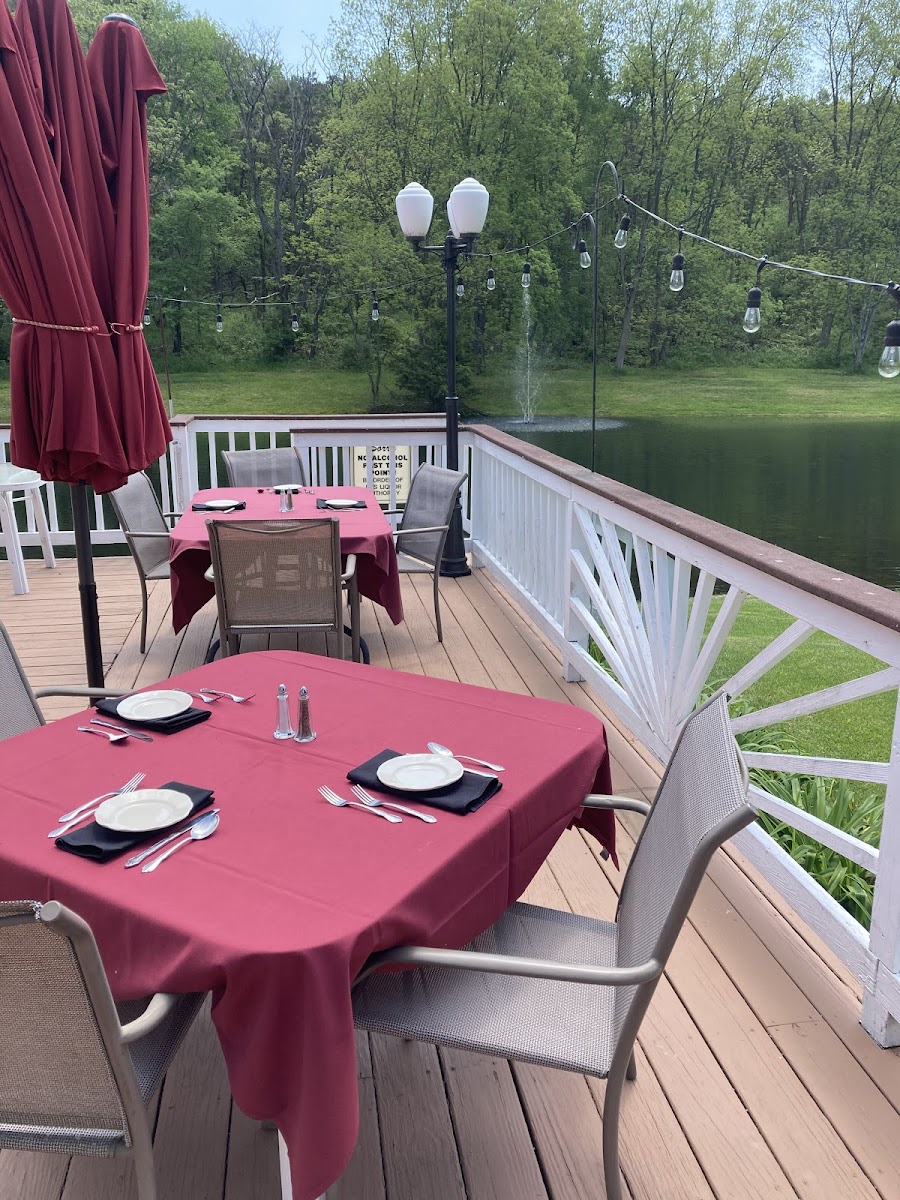 Vince Anna's Restaurant (Reservations Required)
