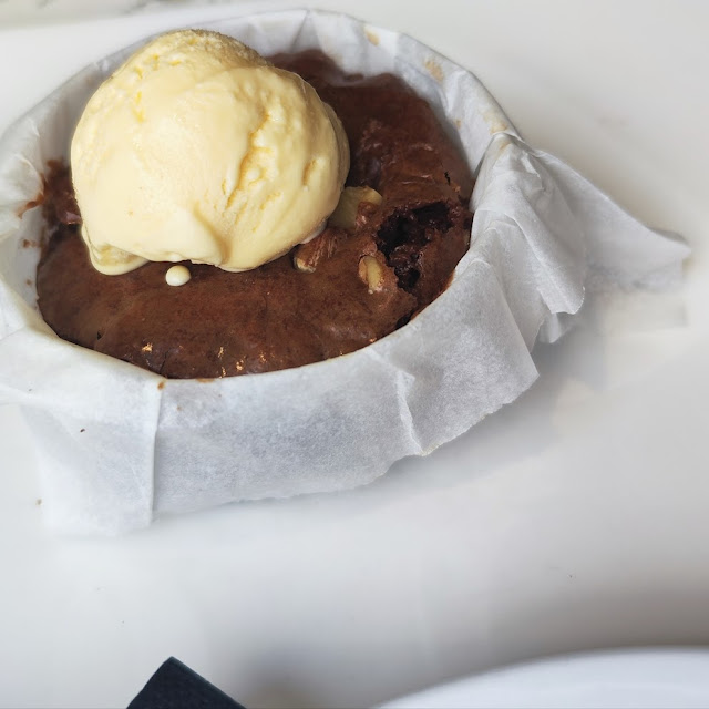 Brownie Con Helado de Vainilla