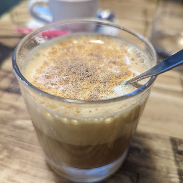 Café À l'œuf