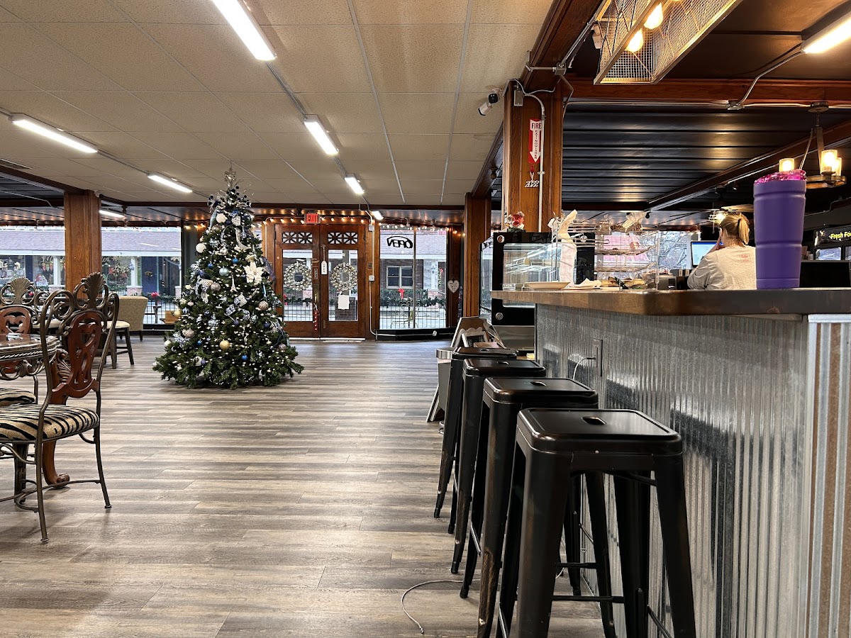 Vybe Coffeehouse & Cafe