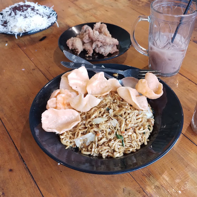 Mie Tek Tek