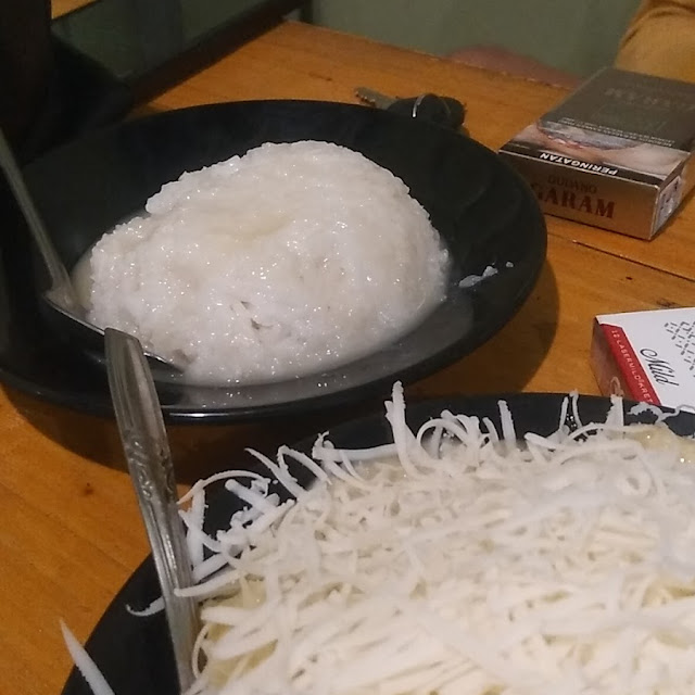 Ketan Susu Dan Pancong