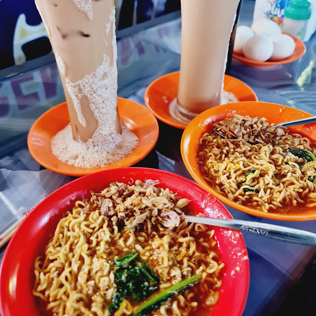 Mie Bangladesh Jumbo & Es Teh Tarik