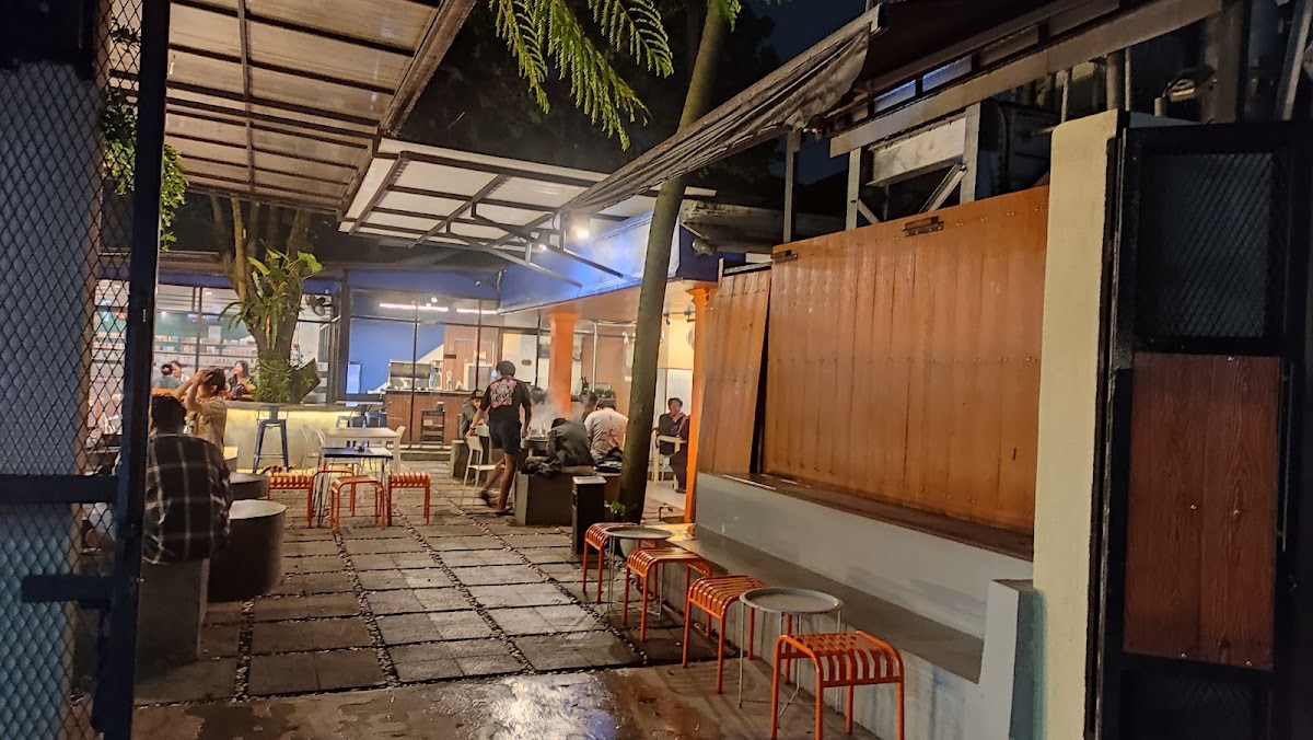 WARKOP IN BEO : Warung Kopi Rasa Coffee Shop