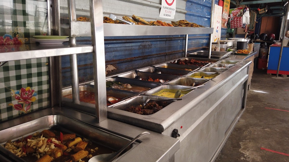 Warung Abah & Ma (Kak Long)