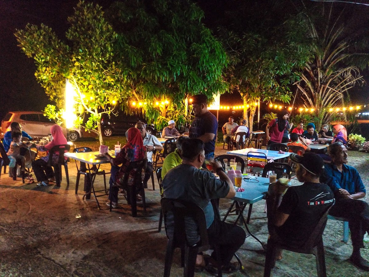 Warung Ali Briyani Kampung Tengah Muar