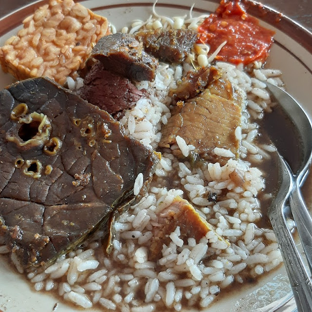 Rawon Empal Paru