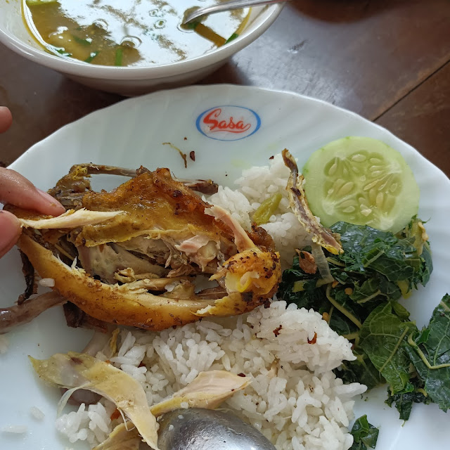 Ayam Goreng Dada Daun Pepaya