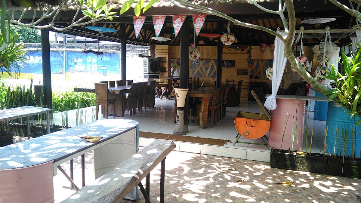 Warung D'dangin