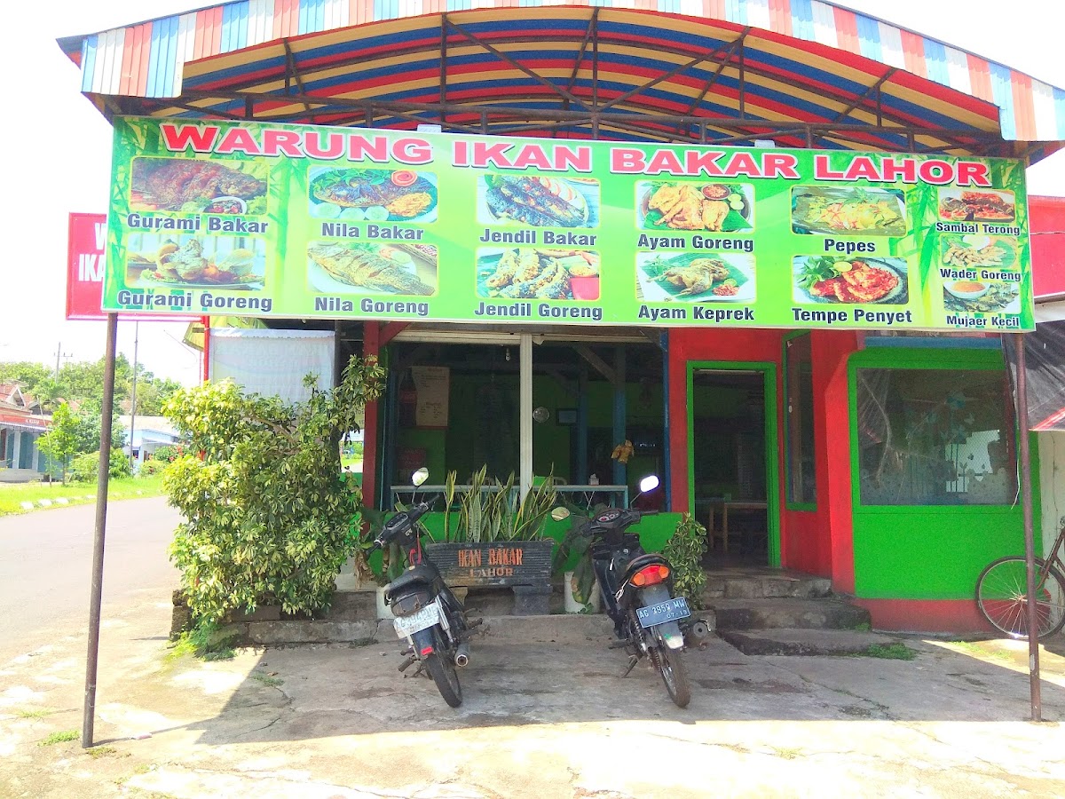 Warung Ikan Bakar Lahor
