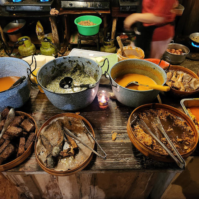 Sayur Lodeh Daun Pepaya Orek Tempe Sate Telur Puyuh