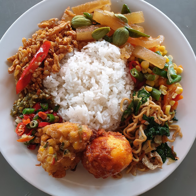 Nasi Campur 40rban