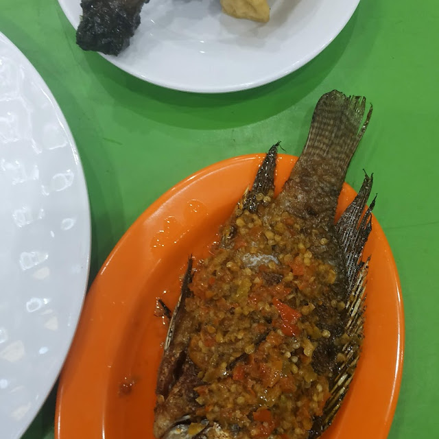 Mujaer Pedas