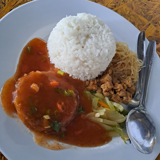 Nasi Rames Galantin Asam Pedas