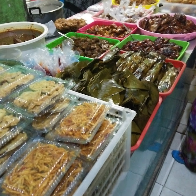 Ada Megono Pepes Ikan Pepes Ayam Ayam Bakar