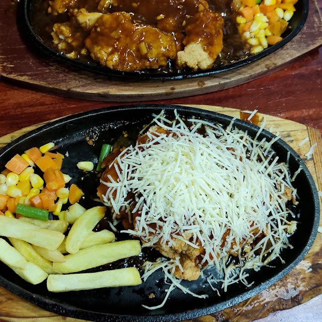 Steak Combo Jumbo Mayones & Milk Shake Vanila