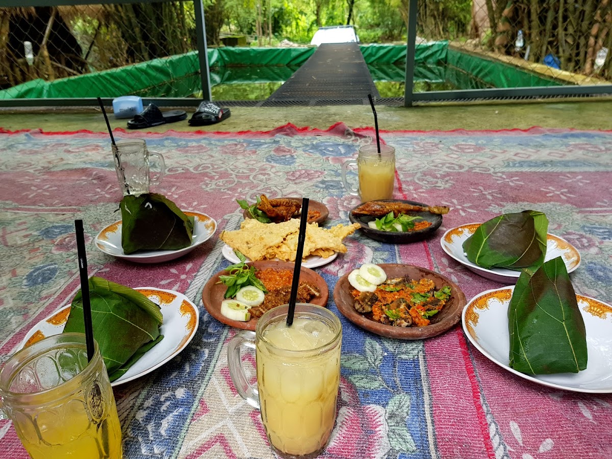 Warung TEMPURAN Masakan Belut