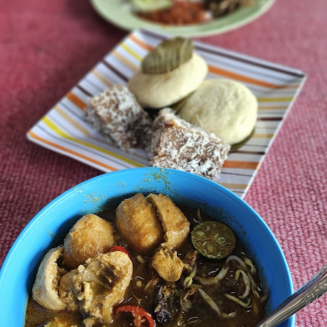 Mee Kari