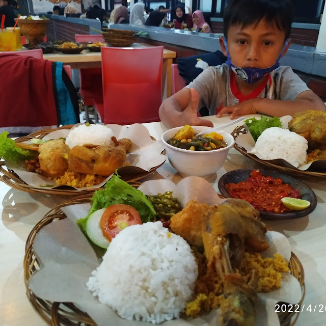 Paket Lengkap