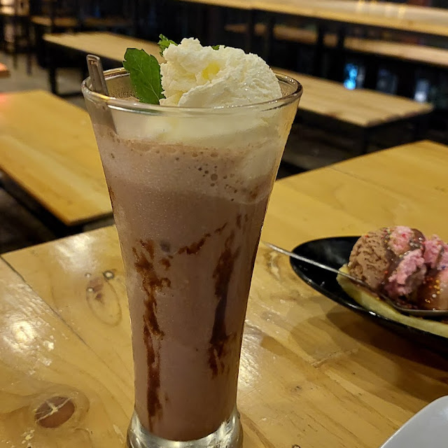 Chocolate Floats
