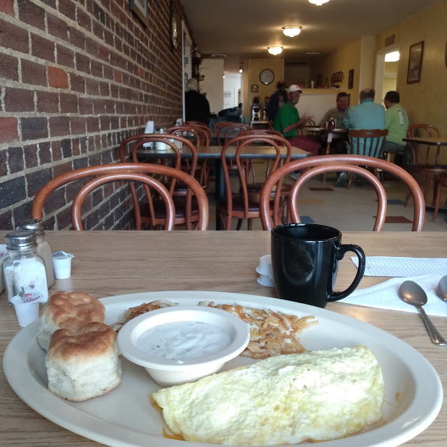 Biscuits and Gravy with Omlette