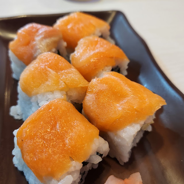 Salmon Sushi
