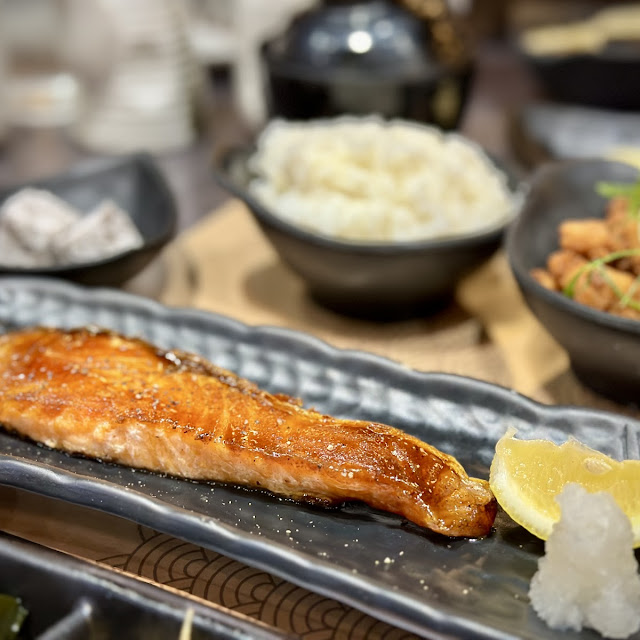 Salmon Set Meal