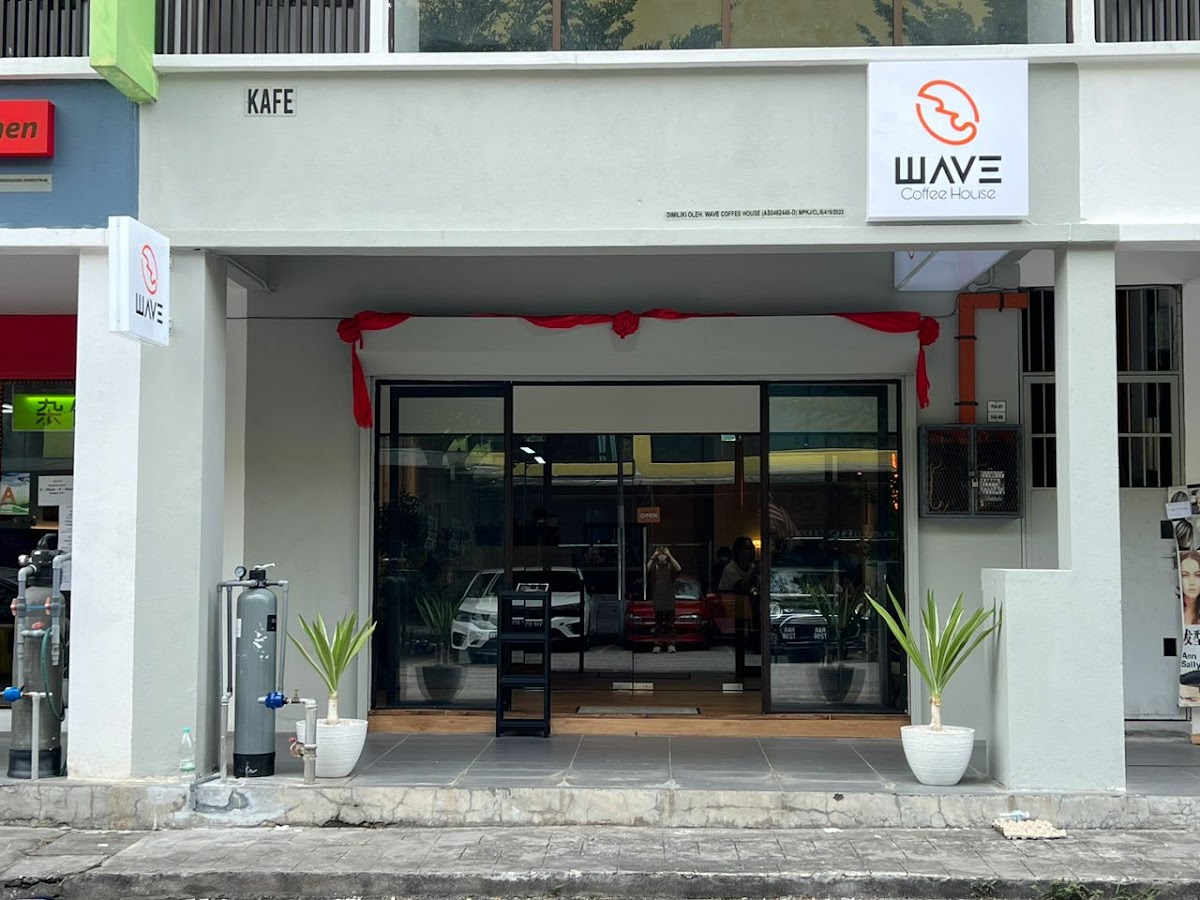Wave Coffee House