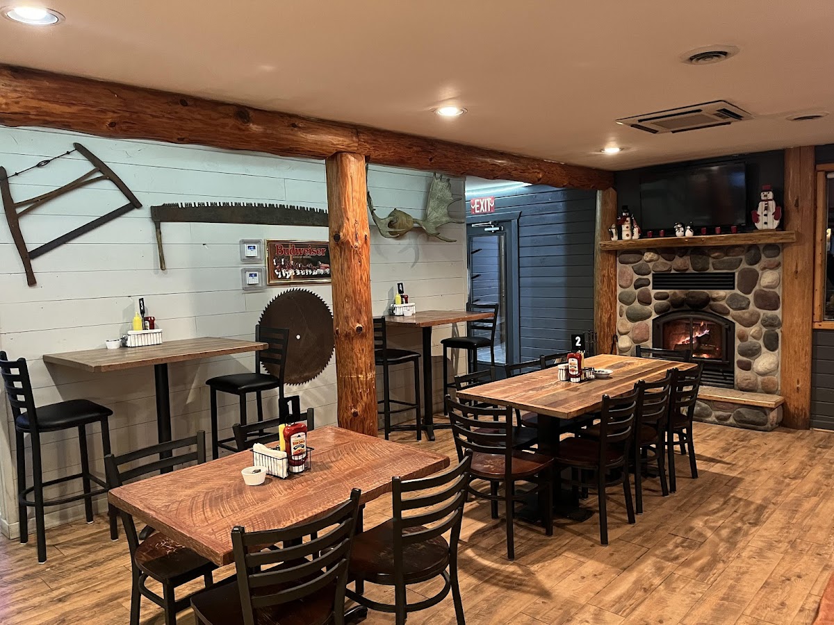 Weber's Northwoods Tavern